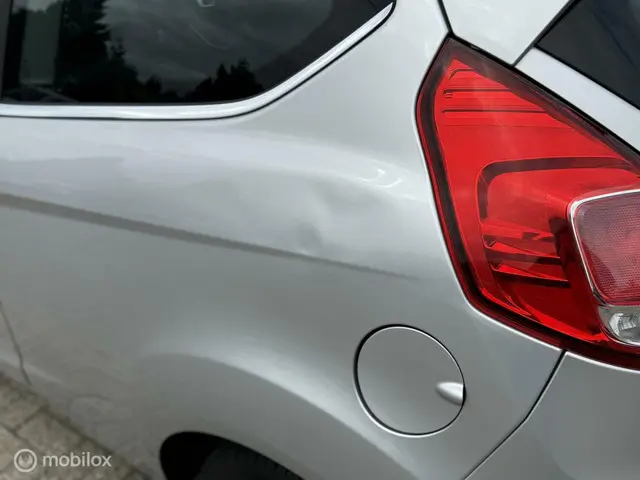 Ford Fiesta 1.0 Titanium 169.000KM Airco 2013 Benzine 12