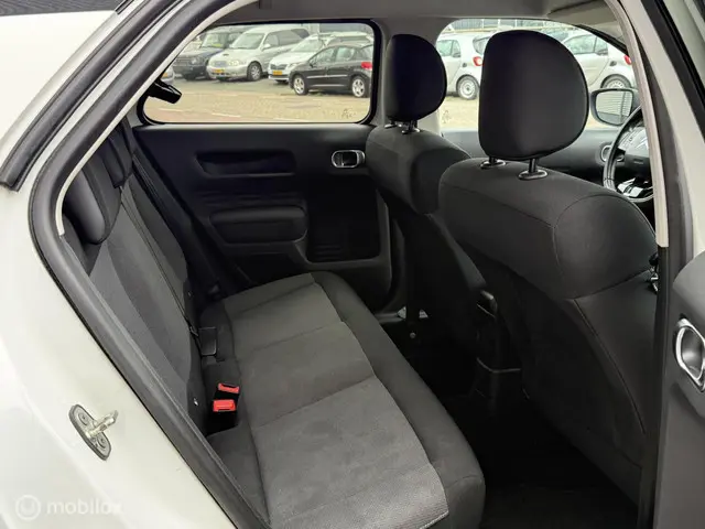 Citroën C4 Cactus 1.2 VTi Shine 2014 Benzine 20