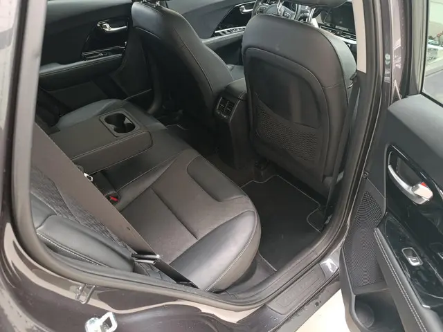 Kia Niro 1.6 GDi Hybrid DynamicLine 2020 Hybride Benzine 11