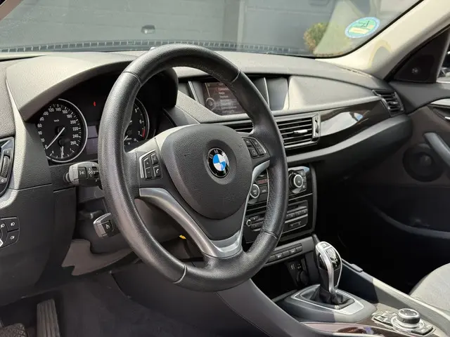 BMW X1 sDrive20i Business 2014 Benzine 11