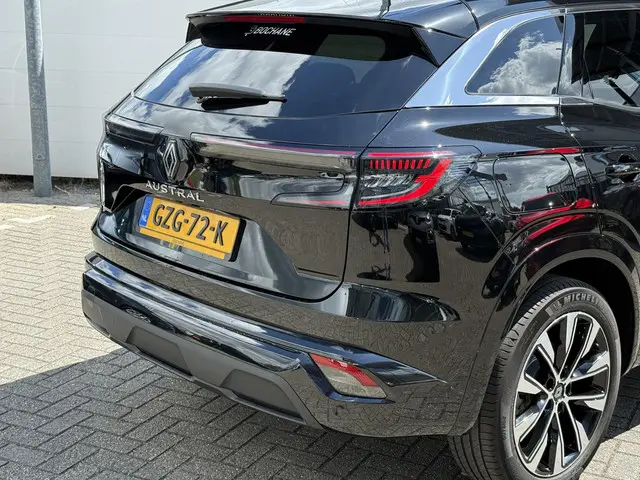 Renault Austral 1.3 TCe 160 X-Tronic Techno 2025 Benzine 13