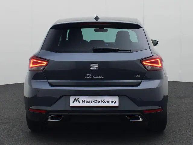 SEAT Ibiza 1.0 EcoTSI/110PK FR DSG 2024 Benzine 31