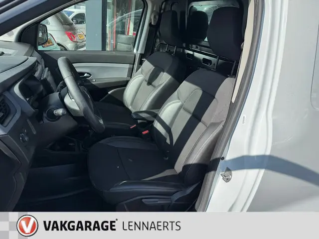 Renault Express 1.5 dCi 75 Comfort + 2023 Diesel 10