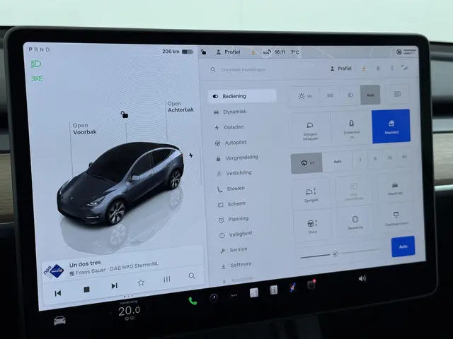 Tesla Model Y RWD 58 kWh 2023 Elektrisch 35