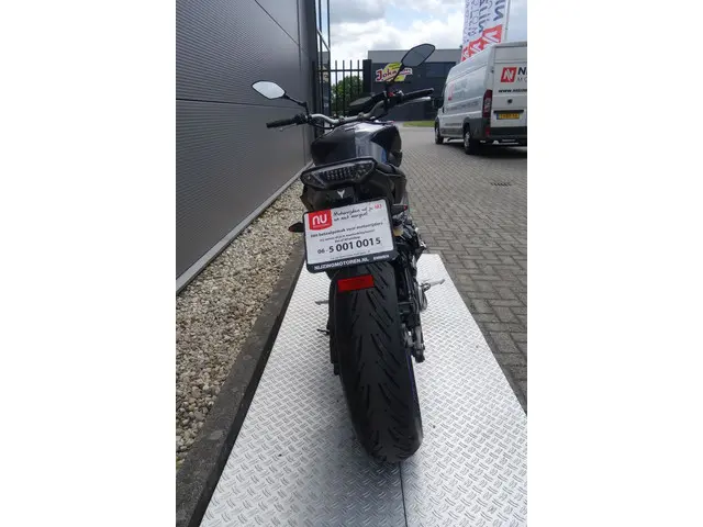 Yamaha MT 09 ABS 2014 Benzine 5