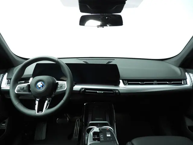 BMW iX1 eDrive20 2025 Elektrisch 10