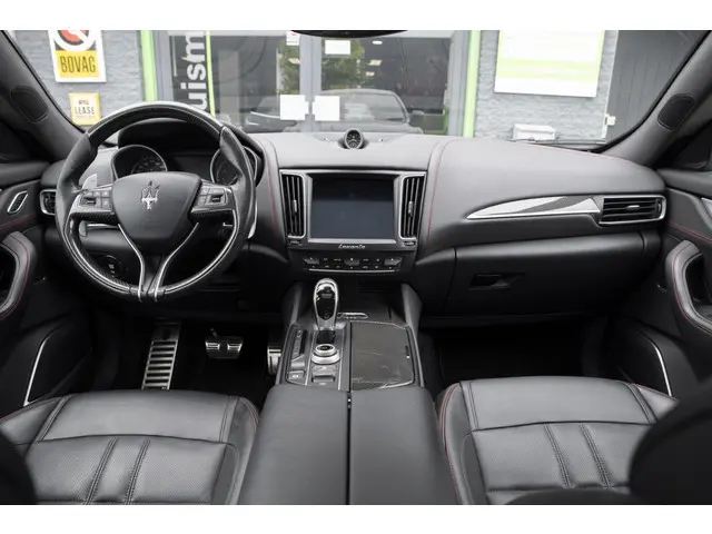 Maserati Levante 3.0 V6 AWD GranSport 2018 Benzine 21