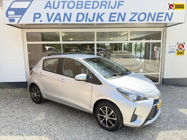 Toyota Yaris 1.0 VVT-i Connect 1e eigenaar 2019 Benzine