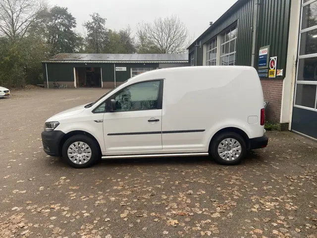 Volkswagen Caddy 2.0 TDI L1H1 BMT Comfortline 2016 Diesel 4