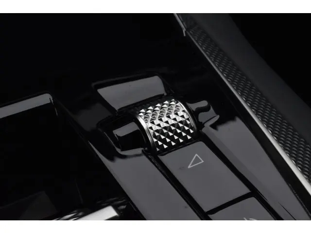 DS DS 4 PureTech 130 EAT8 Bastille 2024 Benzine 13