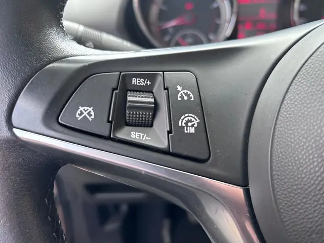 Opel ADAM 1.4 Glam 2014 Benzine 26