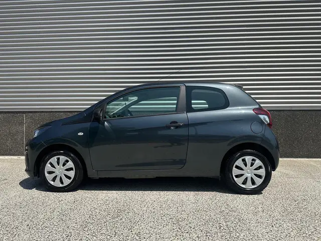 Peugeot 108 1.0 e-VTi Access/ zeer zuinig 2016 Benzine 6