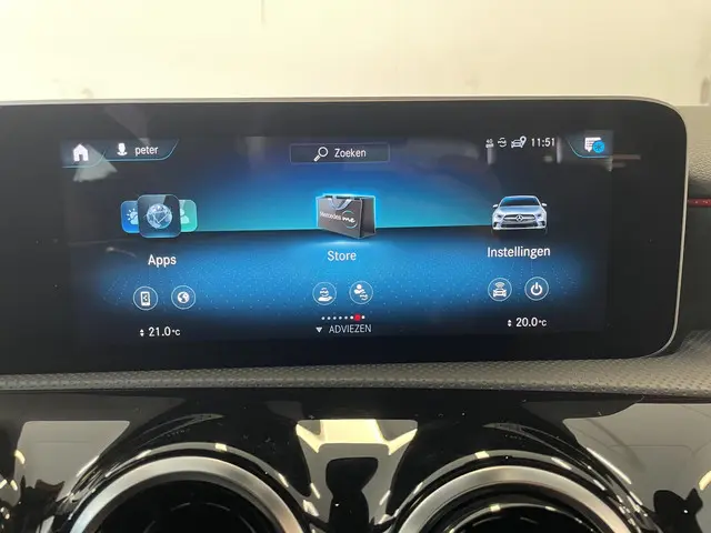 Mercedes-Benz A-Klasse 200 AMG-Line 2019 Benzine 18