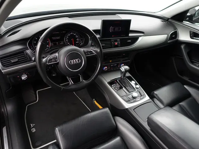 Audi A6 Limousine 2.0 TFSI S Line Aut- 2015 Benzine 2