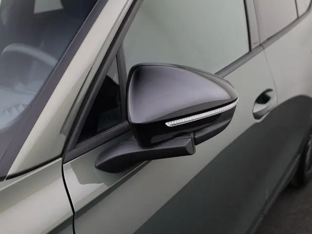 Volkswagen Tiguan 1.5eTSI/150PK Goal DSG 2025 Benzine 36