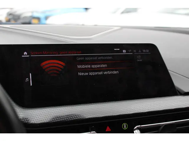 BMW 1 Serie 116d Executive Edition 2020 Diesel 30