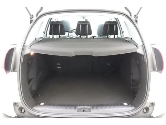 Peugeot 2008 1.2 PureTech Allure 2019 Benzine 13