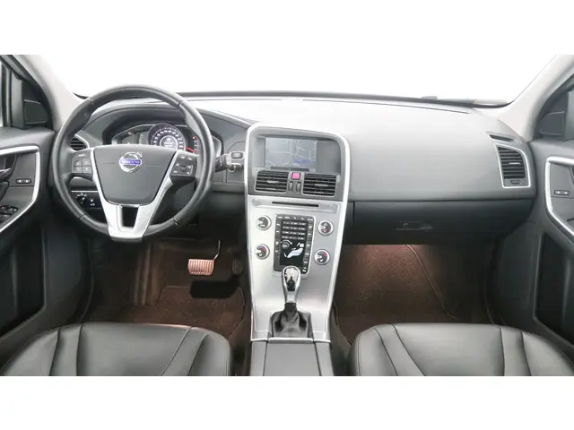 Volvo XC60 2.0 T5 FWD Nordic+ 2016 Benzine 36