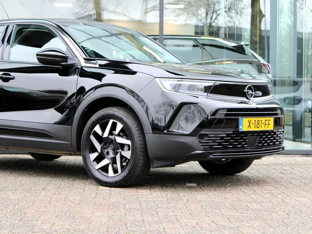 Opel Mokka 1.2 Turbo Elegance 2023 Benzine 10