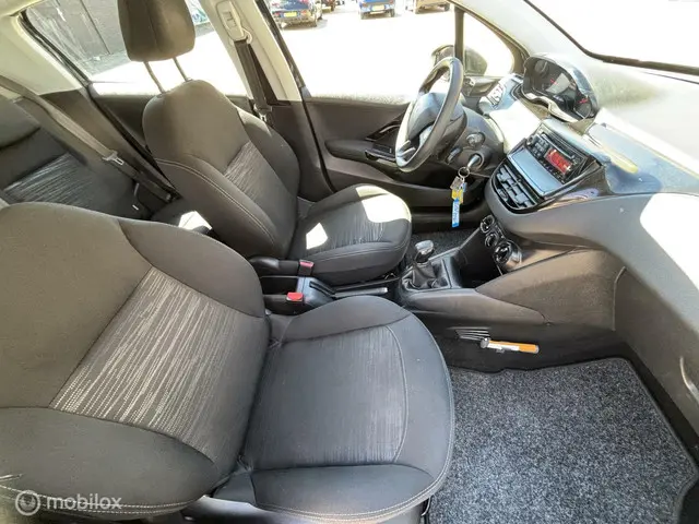 Peugeot 208 1.0 PureTech Access 2015 Benzine 14