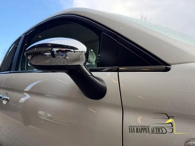 Fiat 500 1.2 Lounge 2014 Benzine 6