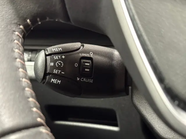 Peugeot 5008 1.2 PureTech Sport 7 Persoons 2020 Benzine 17