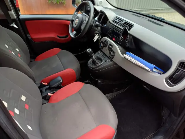 Fiat Panda 0.9 TwinAir Edizione Cool 2015 Benzine 7