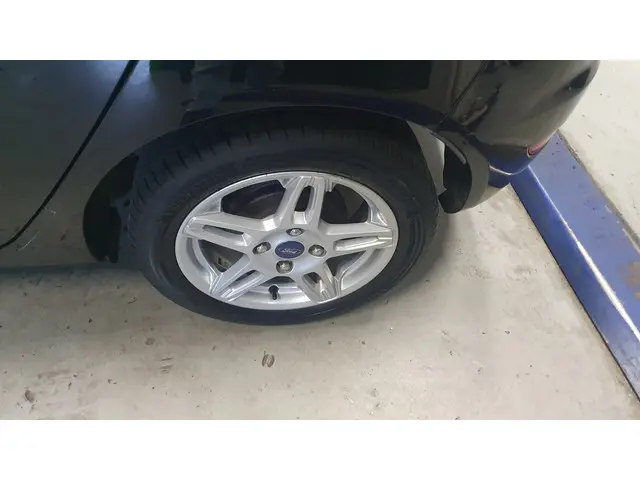 Ford Fiesta 1.0 EcoBoost Titanium 2013 Benzine 7