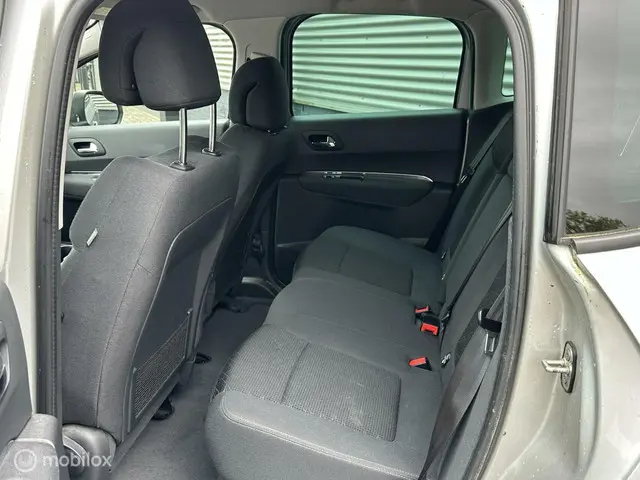 Peugeot 3008 1.2 PureTech Style 2015 Benzine 19