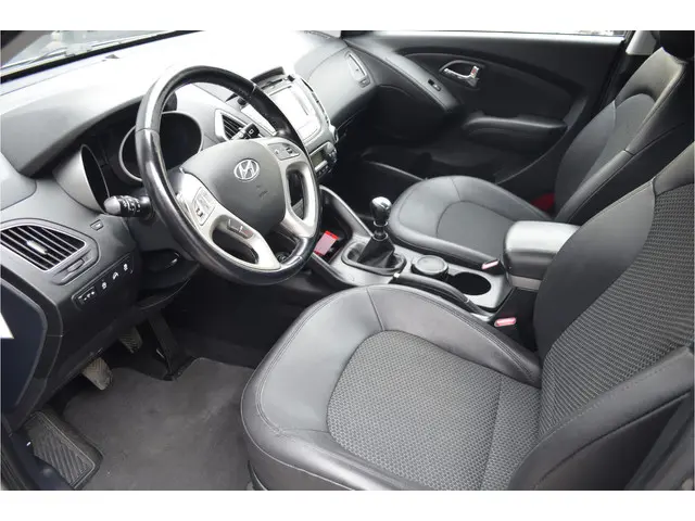 Hyundai ix35 1.6i GDI i-Magine 2013 Benzine 15