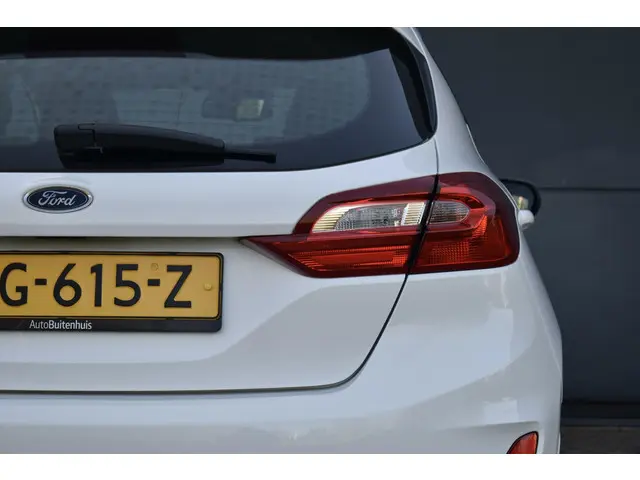 Ford Fiesta 1.1 Trend |NAVI|CARPLAY|CRUISE|PDC 2018 Benzine 24
