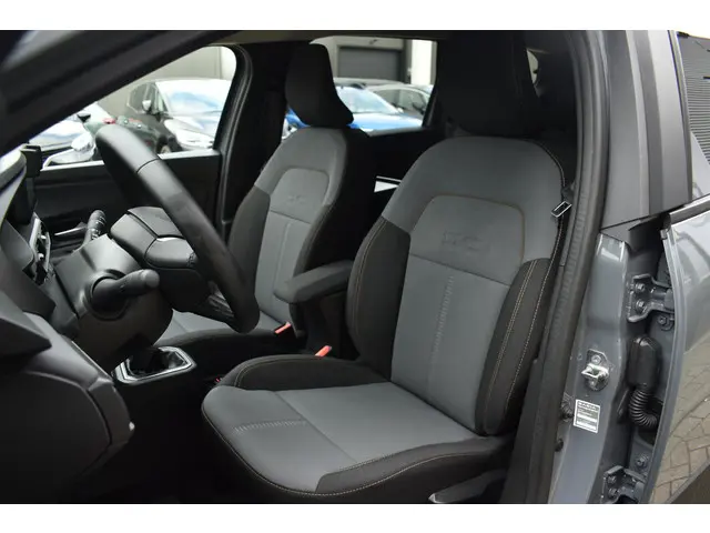 Dacia Jogger Hybrid 140 Extreme 2024 Hybride Benzine 10