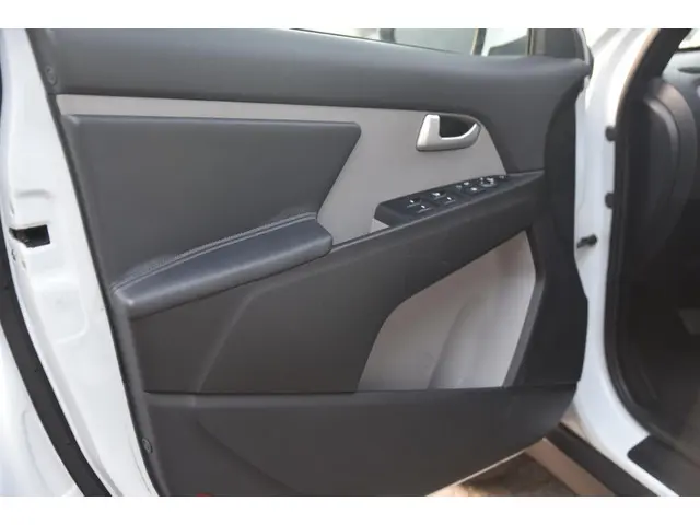 Kia Sportage 1.6 GDI X-treme DynamicLine 2015 Benzine 4