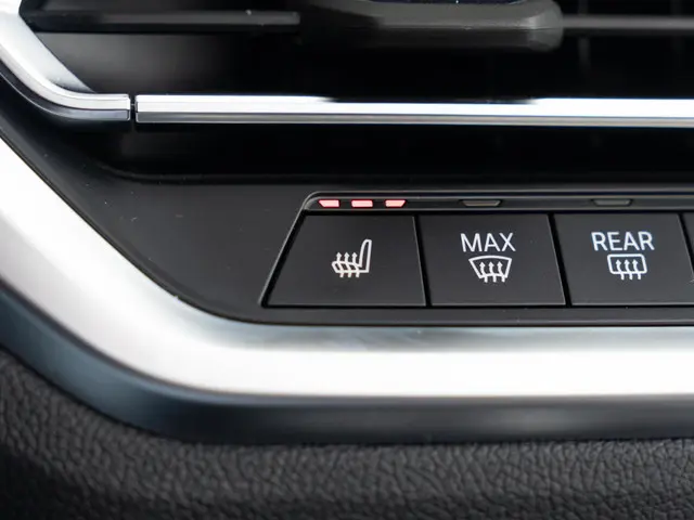 BMW M4 Cabrio Competition xDrive 2022 Benzine 45