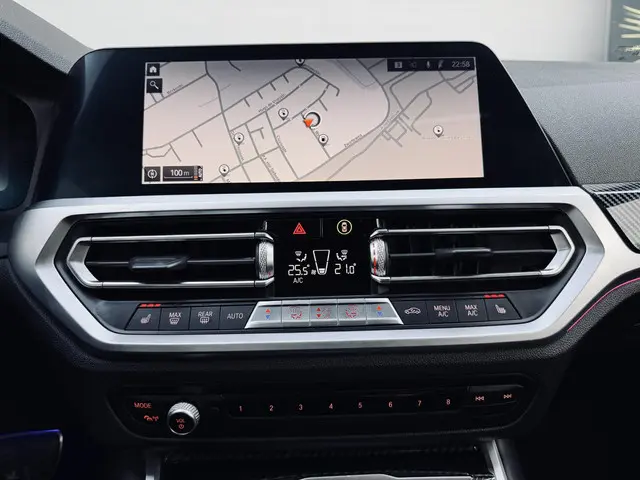 BMW 3 Serie 330e High Executive 2020 Hybride Benzine 13