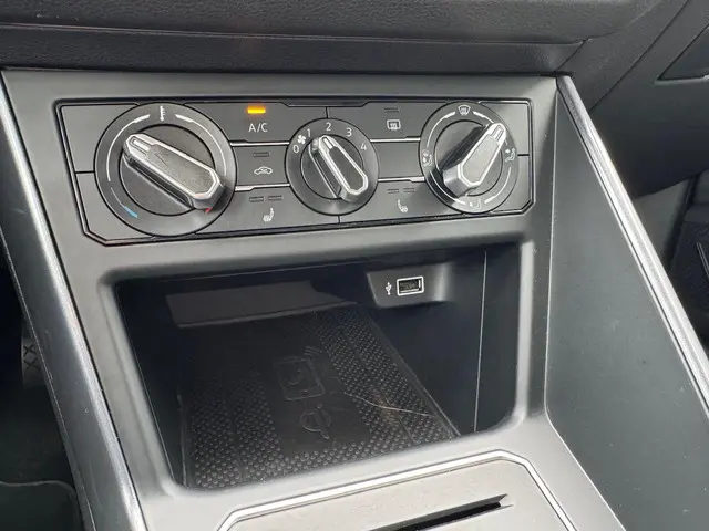 Volkswagen Polo 1.0 TSI Highline 2018 Benzine 26