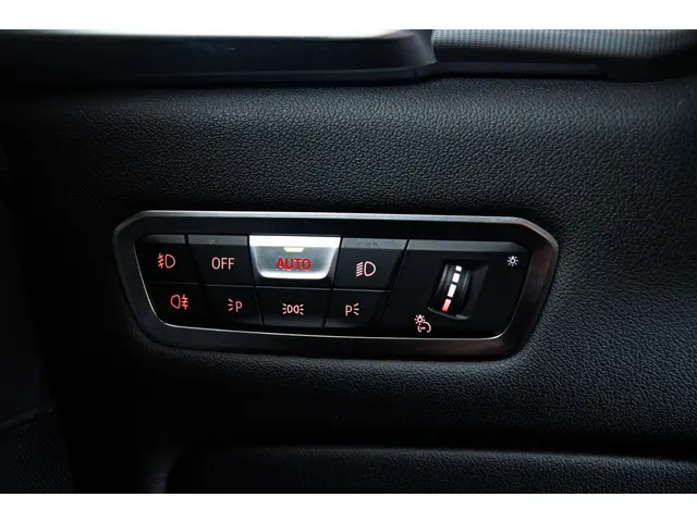 BMW X5 xDrive40i High Executive 2019 Benzine 56