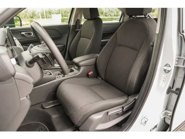 Honda HR-V 1.5i e:HEV ELEGANCE 2022 Hybride Benzine 8