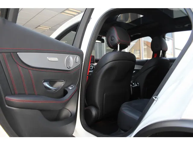 Mercedes-Benz GLC AMG 43 4MATIC 2017 Benzine 39