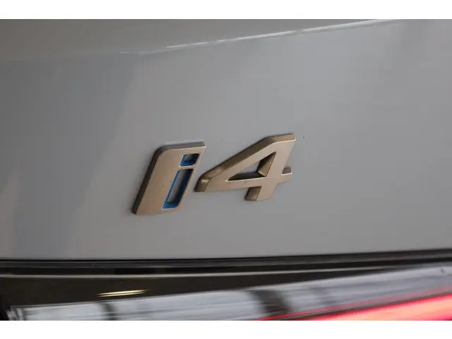 BMW i4 M50 2024 Elektrisch 32