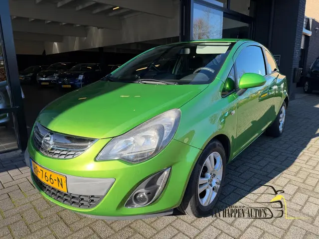 Opel Corsa 1.2-16V Cosmo / apk 2-2027 2014 Benzine 2