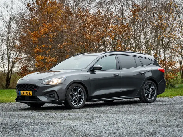 Ford Focus Wagon 1.0 EcoBoost ST Line 2019 Benzine 7