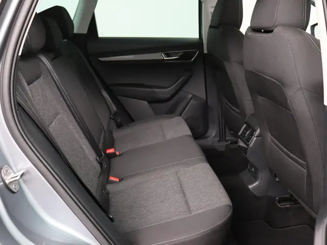 Škoda Karoq 1.0 TSI Style Business 2019 Benzine 30