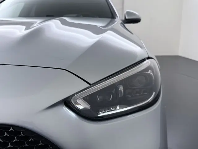 Mercedes-Benz C-Klasse Estate 180 AMG Line 2024 Benzine 9