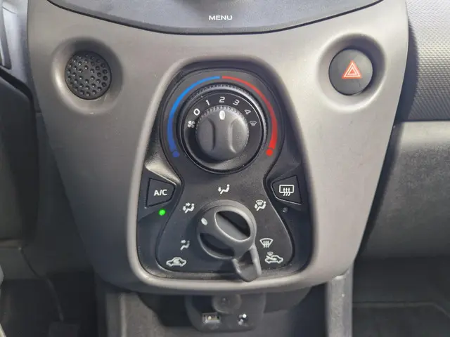 Peugeot 108 1.0 e-VTi Active 2020 Benzine 18