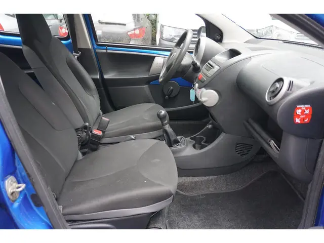 Toyota Aygo 1.0 VVT-i Access 2014 Benzine 13