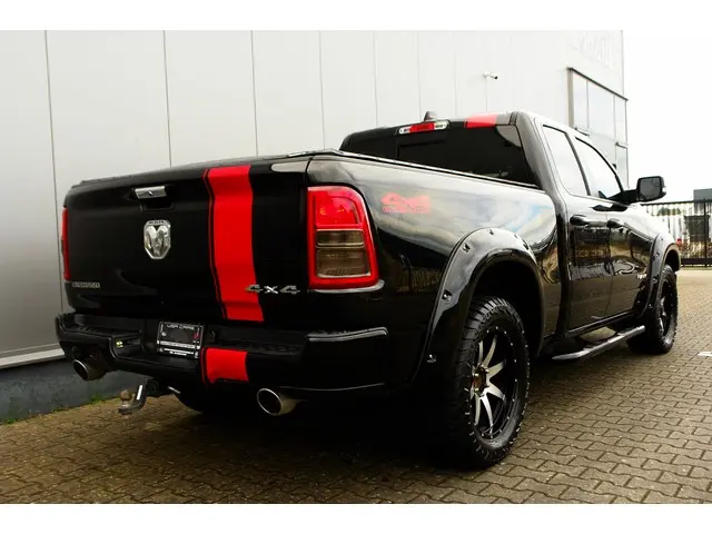 Dodge Ram 1500 DODGE 5.7 V8 Black Edition 2019 LPG/Gas 10