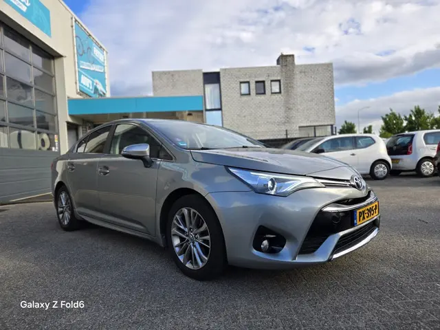 Toyota Avensis 1.8 VVT-i Executive 2017 Benzine 11