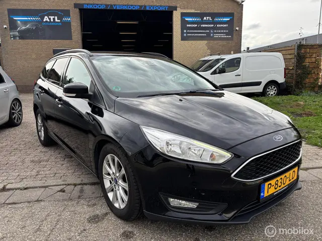 Ford Focus Wagon 1.0 ST-Line 2016 Benzine 1