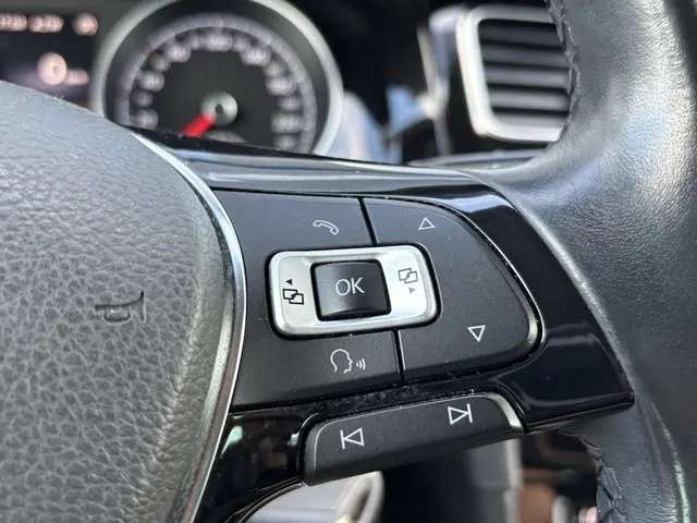 Volkswagen Golf 1.2 TSI Connected Series 2016 Benzine 21